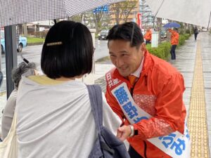 10/19　長野県長野市で、どしゃぶりの雨の中